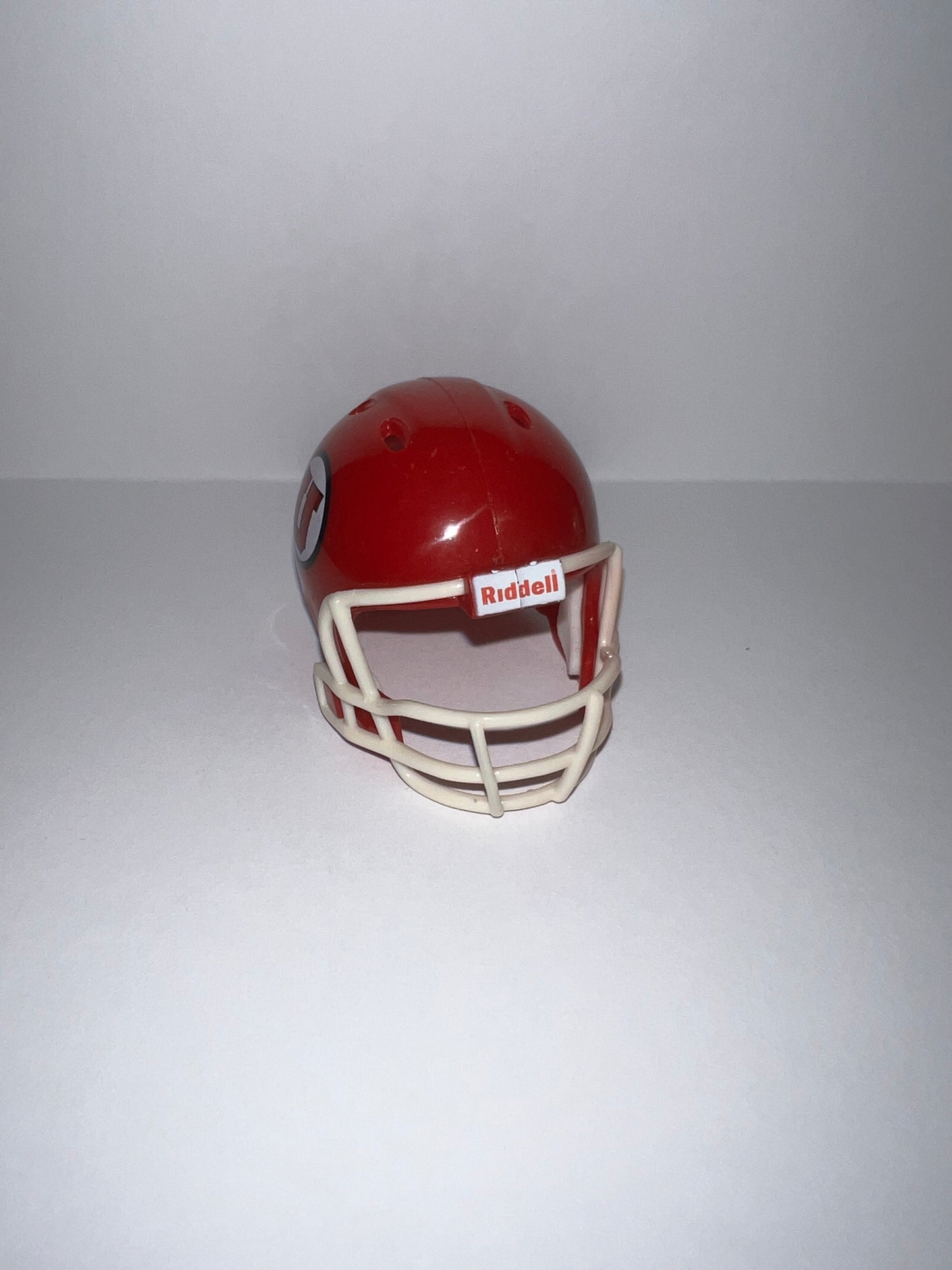 Utah Utes Riddell NCAA Pocket Pro Revolution Pocket Pro Helmet WESTBROOKSPORTSCARDS