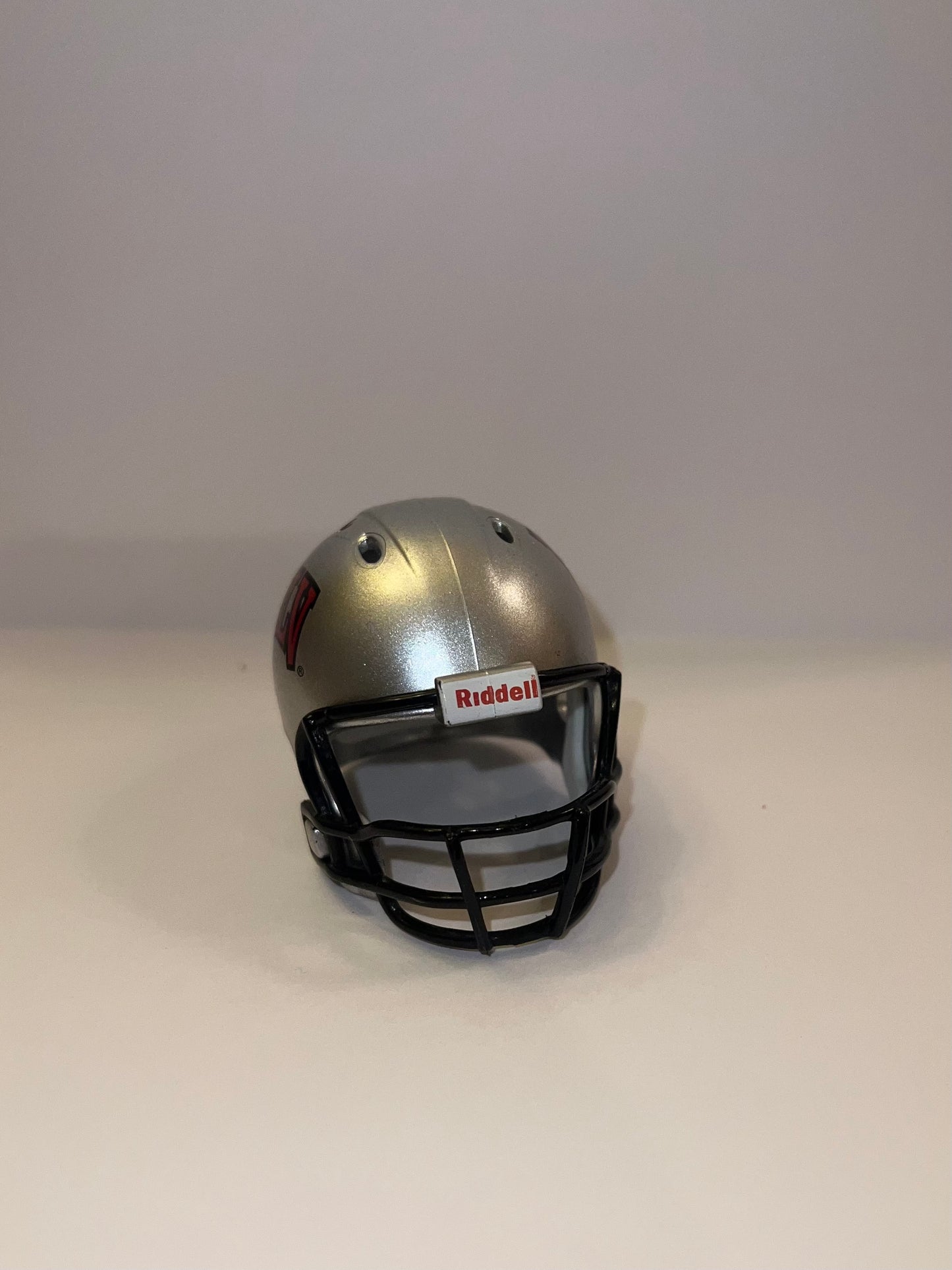 UNLV Rebels Riddell NCAA Pocket Pro Revolution Pocket Pro Helmet WESTBROOKSPORTSCARDS