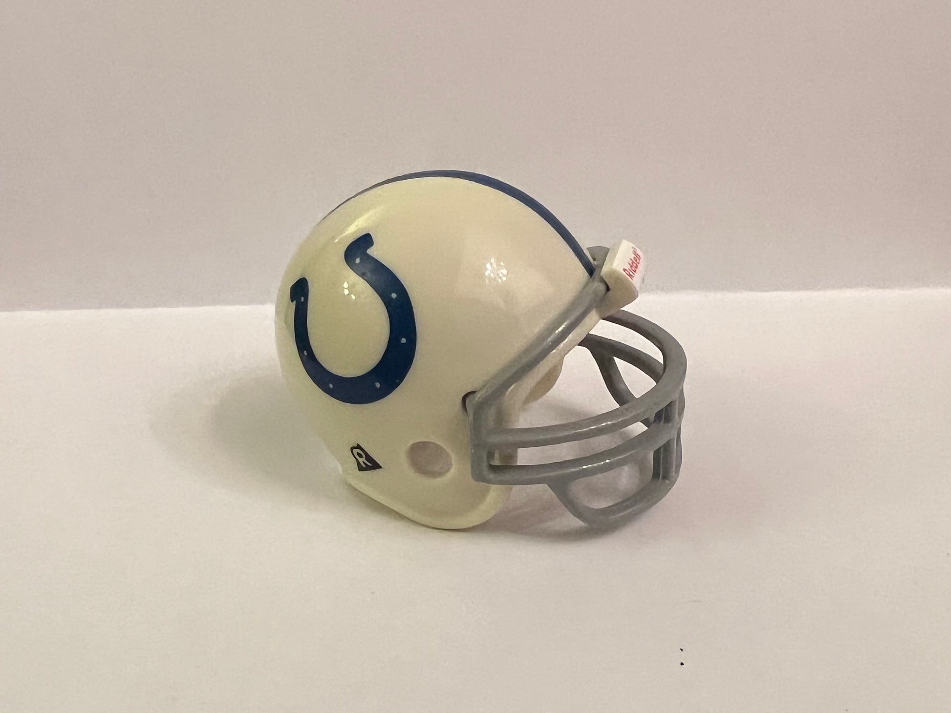 Baltimore Colts Riddell NFL Pocket Pro Helmet 1957-77 Throwback  (White helmet with Grey Mask) from series II (2)  WESTBROOKSPORTSCARDS
