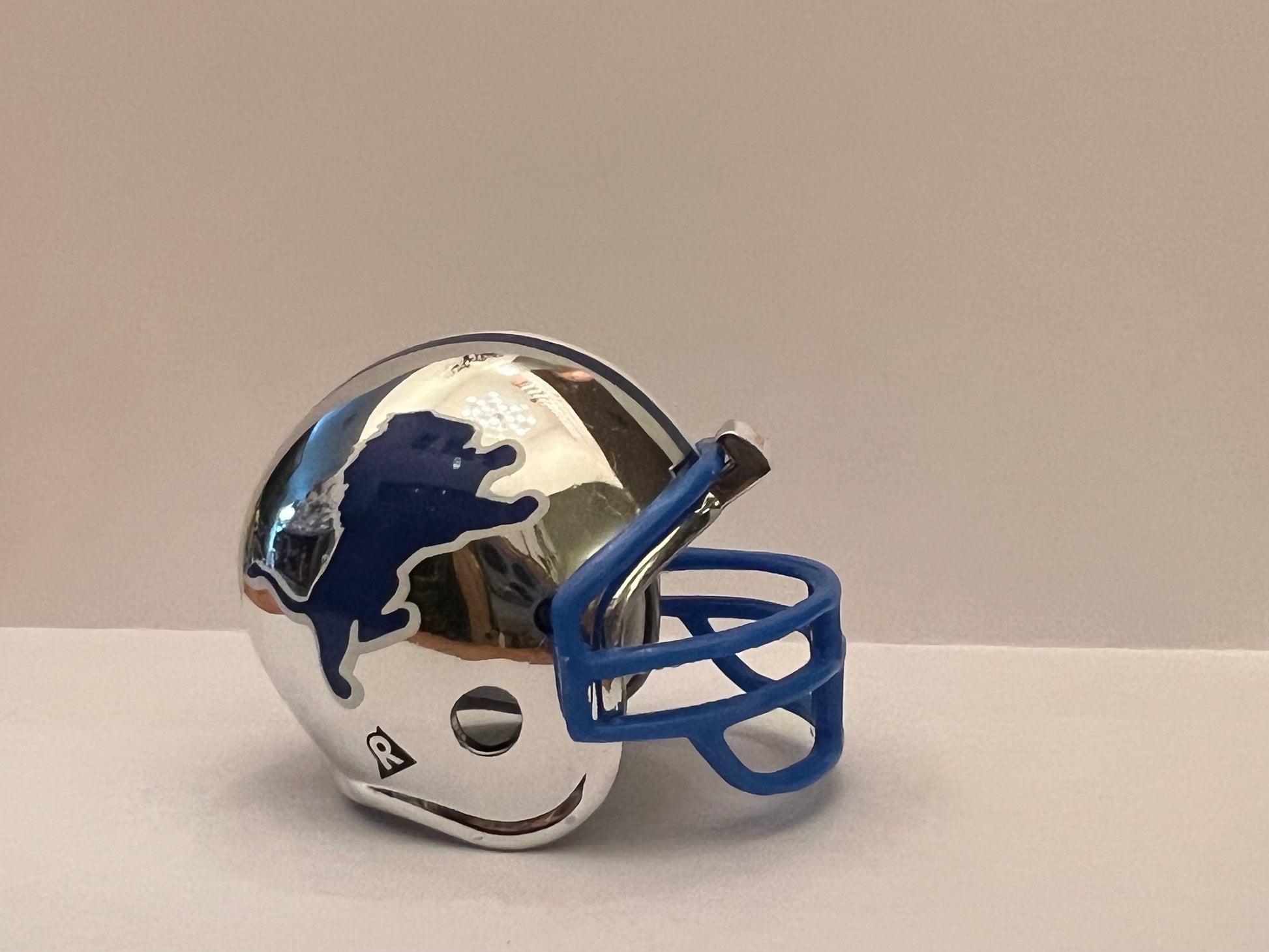 Detroit Lions Riddell NFL Pocket Pro Helmet 1983-2002 Throwback Chrome (Blue Mask)  WESTBROOKSPORTSCARDS