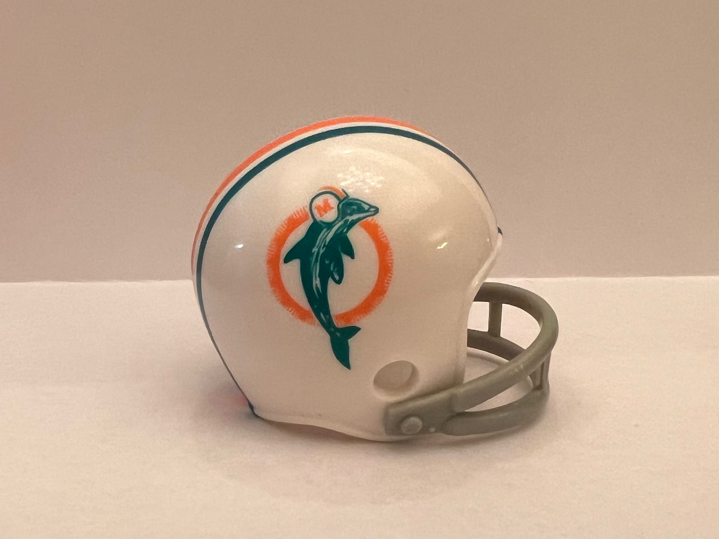 Miami Dolphins Riddell NFL 2-Bar Pocket Pro Helmet 1969 Throwback (Dolphin over Hoop) WESTBROOKSPORTSCARDS