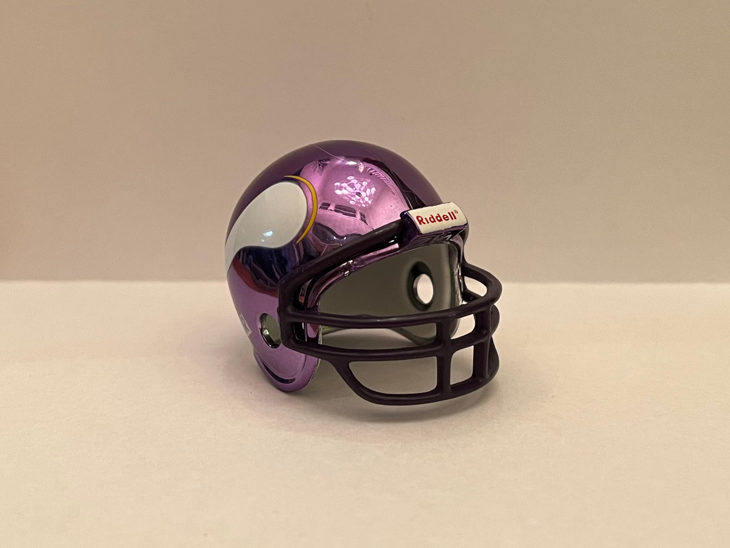 Minnesota Vikings Riddell NFL Pocket Pro Helmet 1985-2006 Throwback Chrome  WESTBROOKSPORTSCARDS   