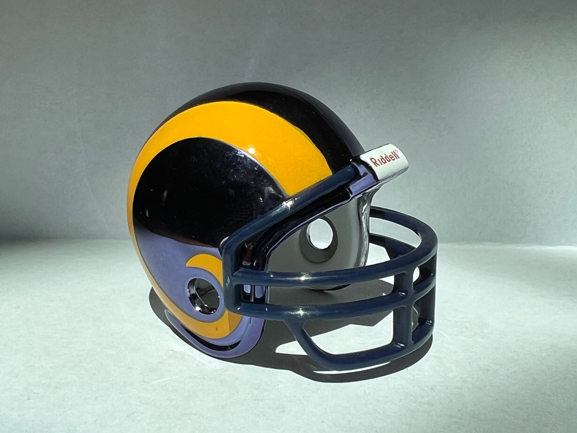 St. Louis Rams Riddell NFL Pocket Pro Helmet Super Bowl XXXIV Championship Chrome  WESTBROOKSPORTSCARDS   