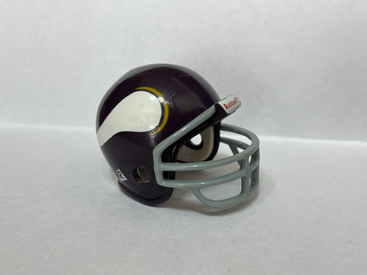 Minnesota Vikings Riddell NFL Pocket Pro Helmet 1961-1979 Throwback (with Grey Mask) from series I (1)  WESTBROOKSPORTSCARDS   