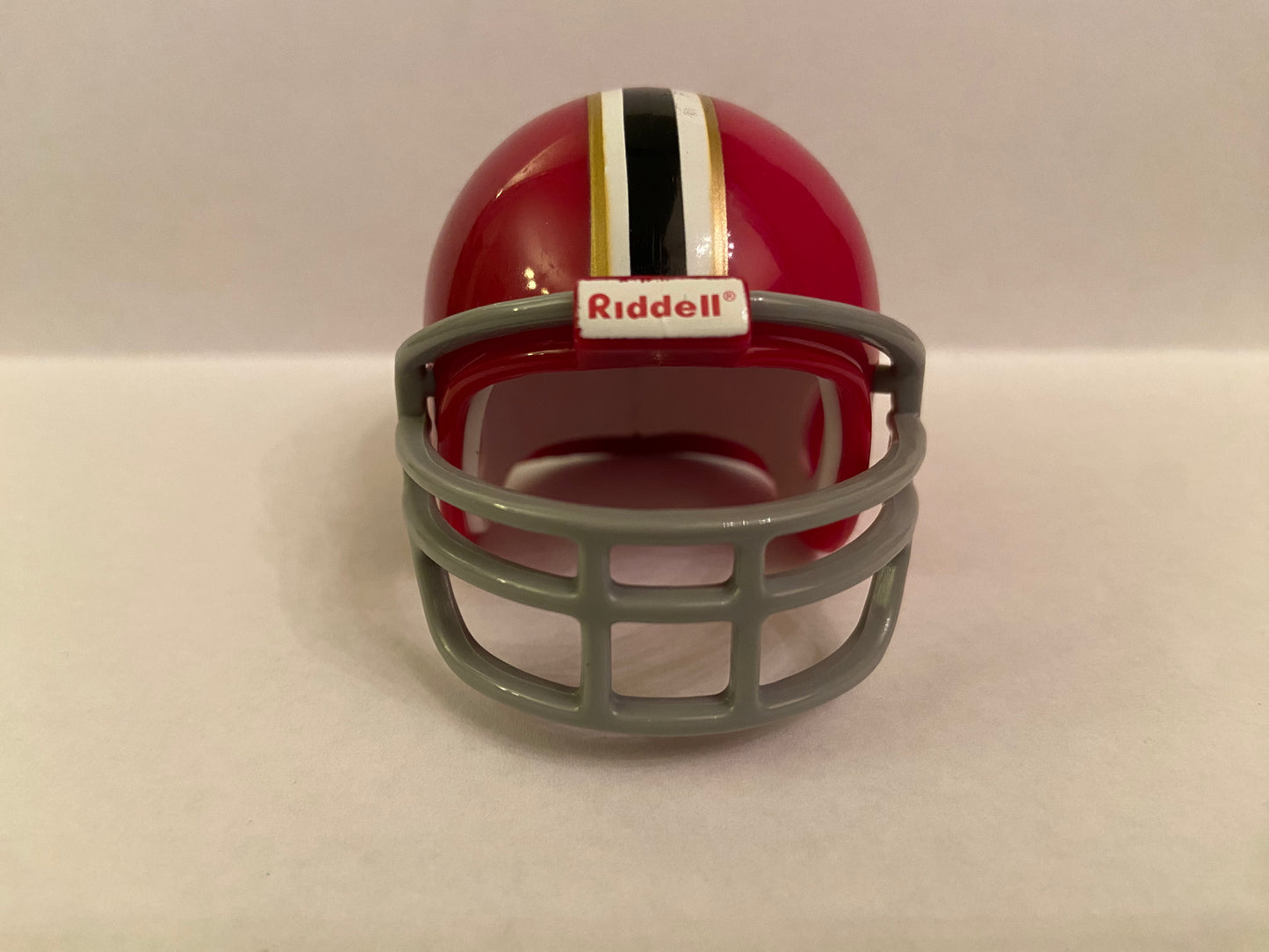 Atlanta Falcons Riddell NFL Pocket Pro Helmet 1966-1969 Throwback (Red helmet with Gold Stripes and Grey Mask) from series 1  WESTBROOKSPORTSCARDS   