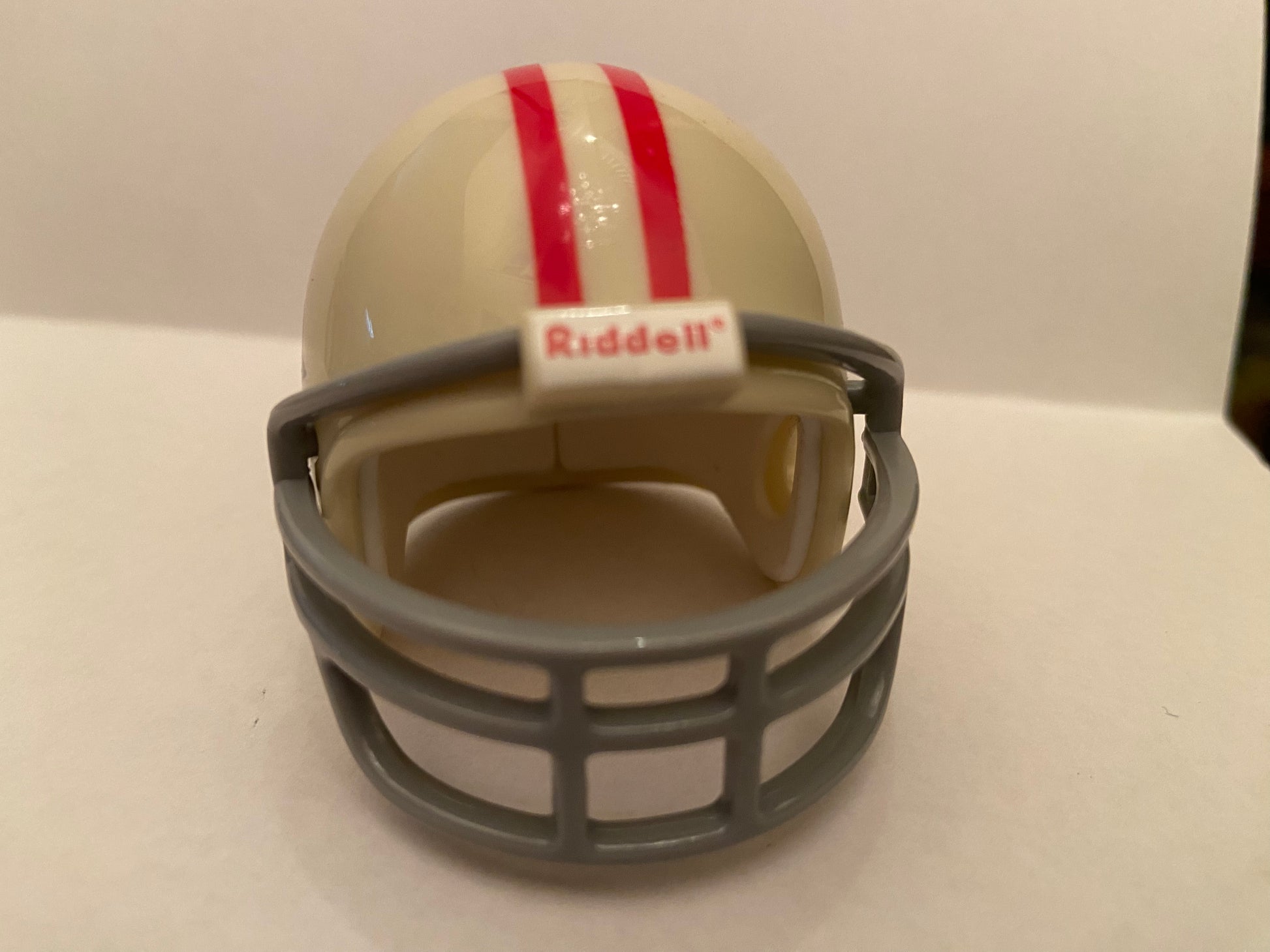Boston Patriots Riddell NFL Pocket Pro Helmet 1961-1963 Throwback (White Helmet, no blue center stripe, with Grey Mask) from series II (2)  WESTBROOKSPORTSCARDS   