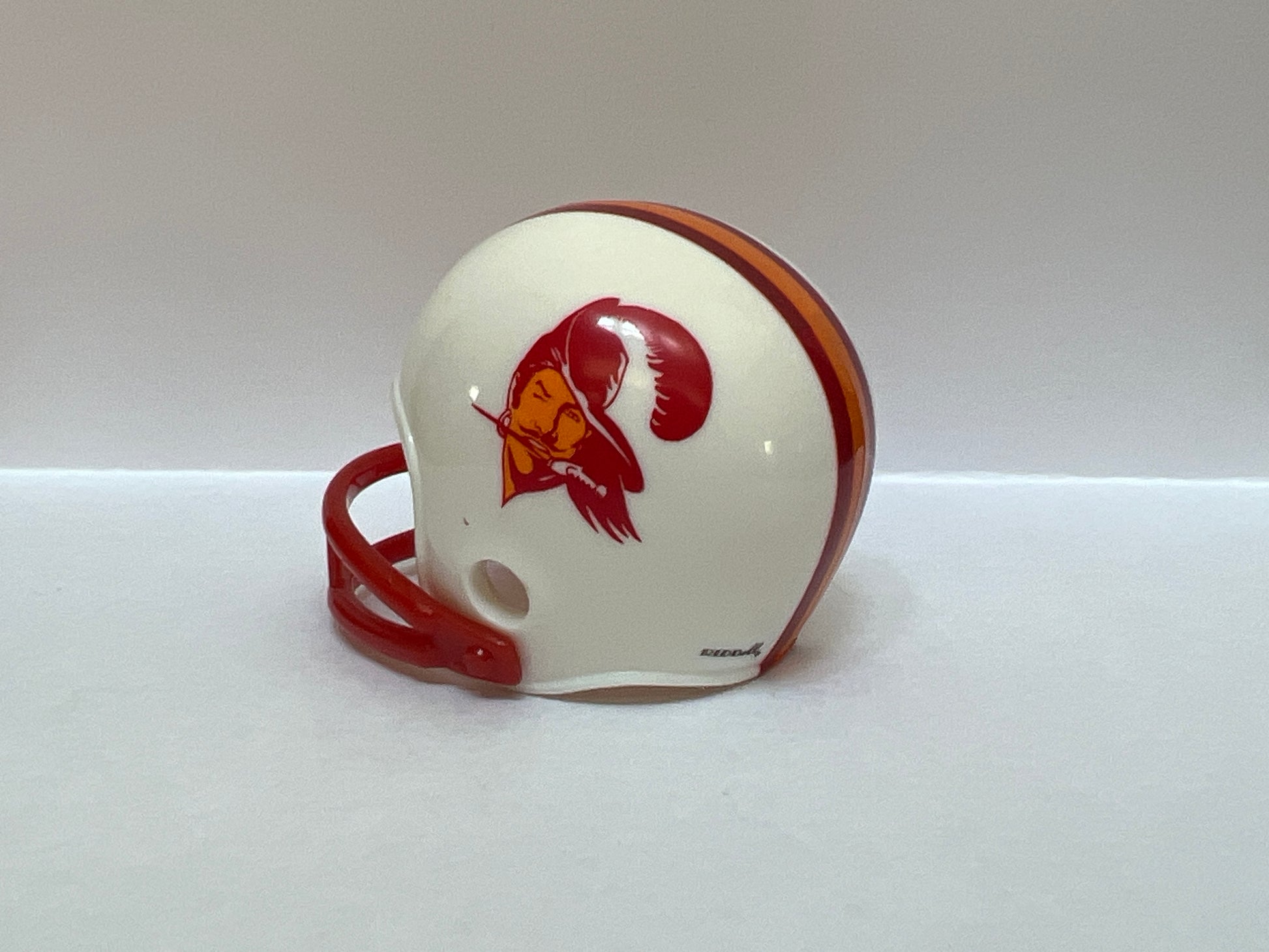 Tampa Bay Riddell NFL 2-Bar Pocket Pro Helmet 1976 Throwback  WESTBROOKSPORTSCARDS