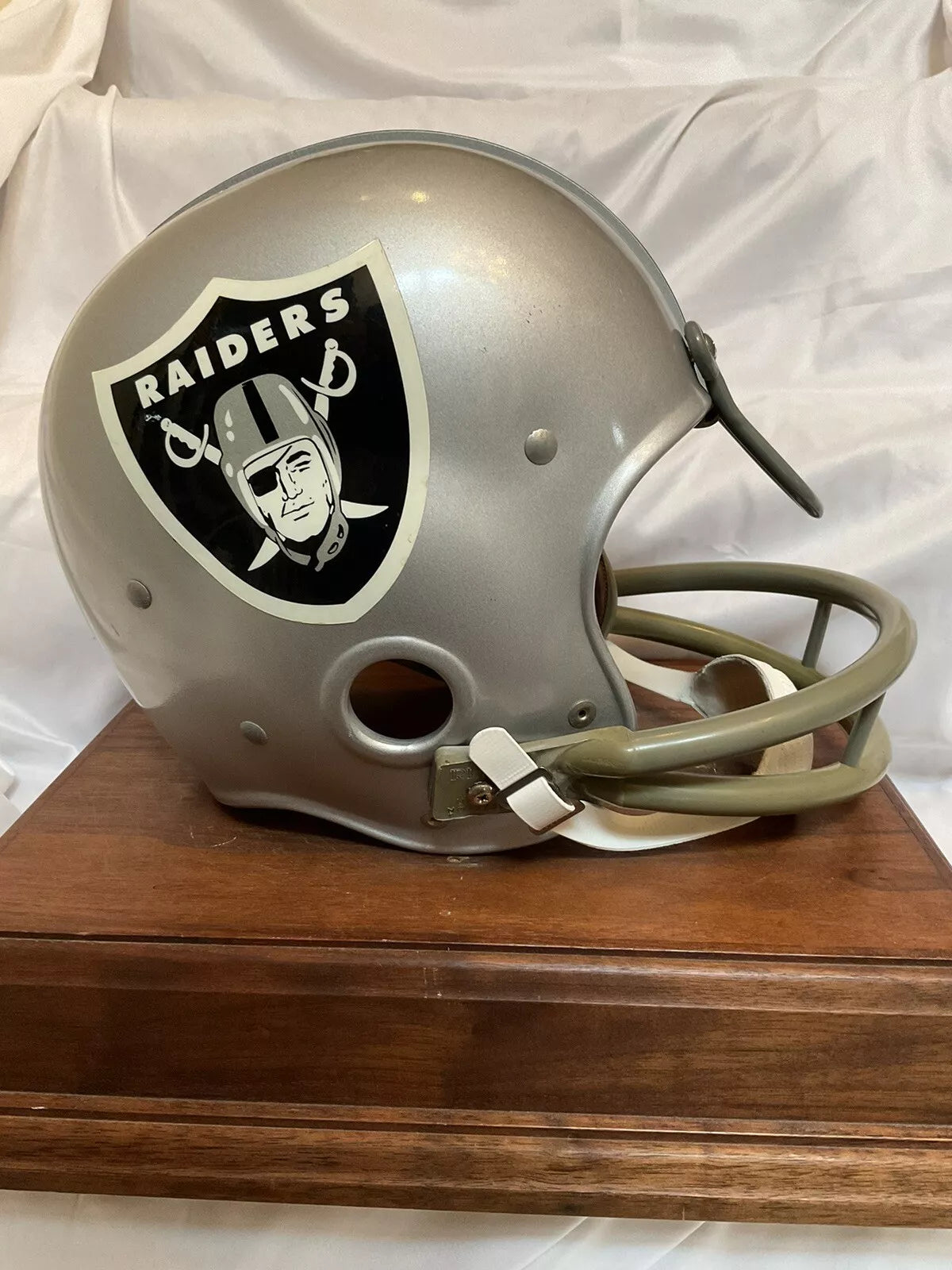Riddell Kra-Lite RK2 Suspension Football Helmet Oakland Raiders Jim Otto  WESTBROOKSPORTSCARDS