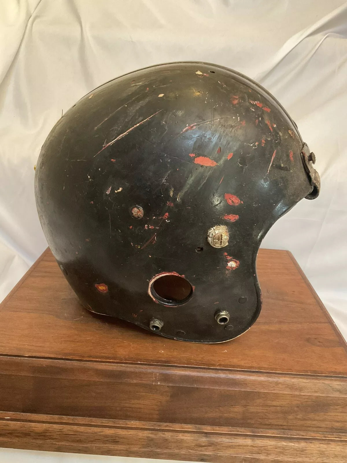 Original Vintage Wilson F2000 Football Helmet Chicago Bears WESTBROOKSPORTSCARDS