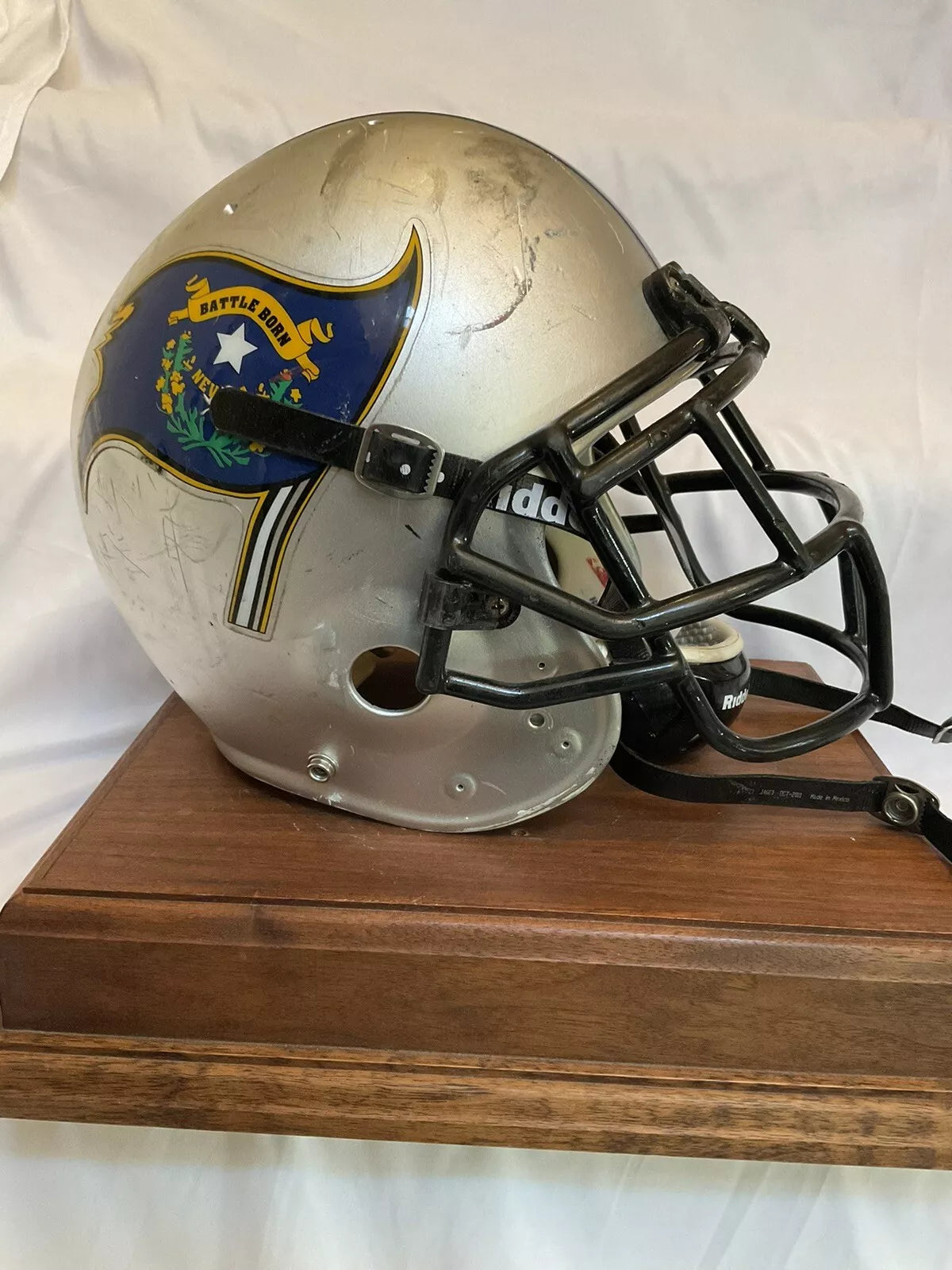 Schutt Air Nevada Battle Born Football Helmet Vintage Game Used WESTBROOKSPORTSCARDS