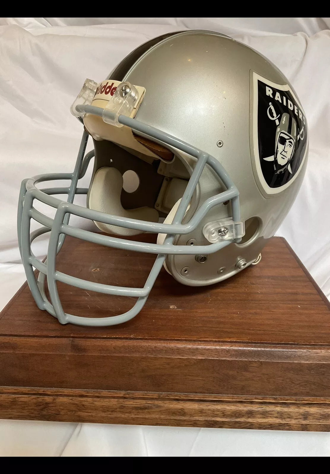 Vintage Riddell VSR-1 Oakland Raiders Game Football Helmet JOP-DW Facemask  WESTBROOKSPORTSCARDS
