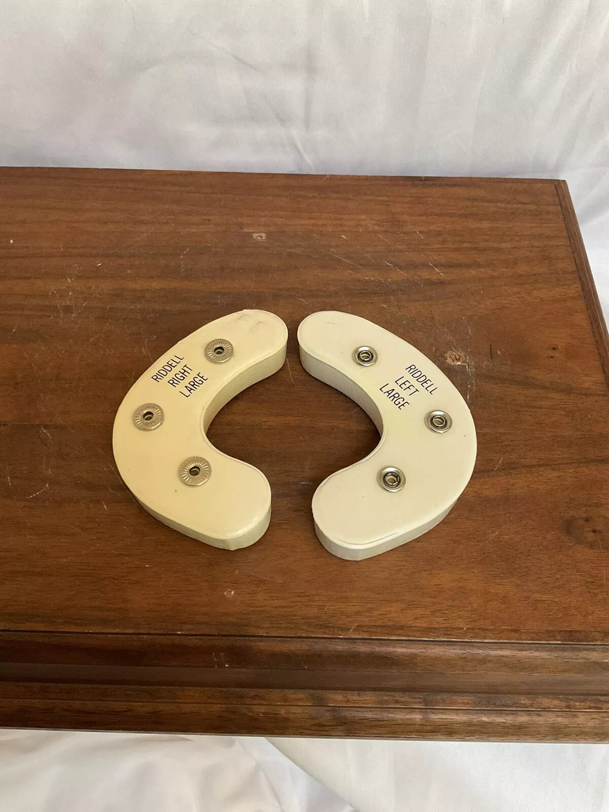 1970s Authentic Vintage Riddell PAC-3 Football Helmet Jaw Pads Large & pliable WESTBROOKSPORTSCARDS