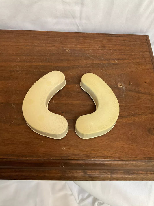1970s Authentic Vintage Riddell PAC-3 Football Helmet Jaw Pads Large & pliable  WESTBROOKSPORTSCARDS