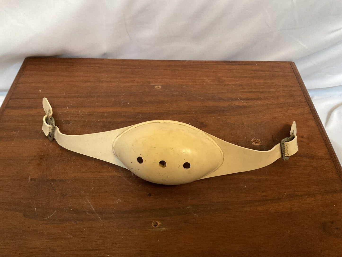 1960s Gladiator Padded Football Helmet Chin Strap Pliable Condition WESTBROOKSPORTSCARDS