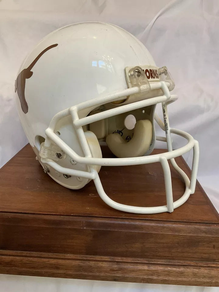 1896 football helmet RIddell VSR-4 Football Helmet Vintage Game Used Texas Longhorns Trophy – WESTBROOKSPORTSCARDS