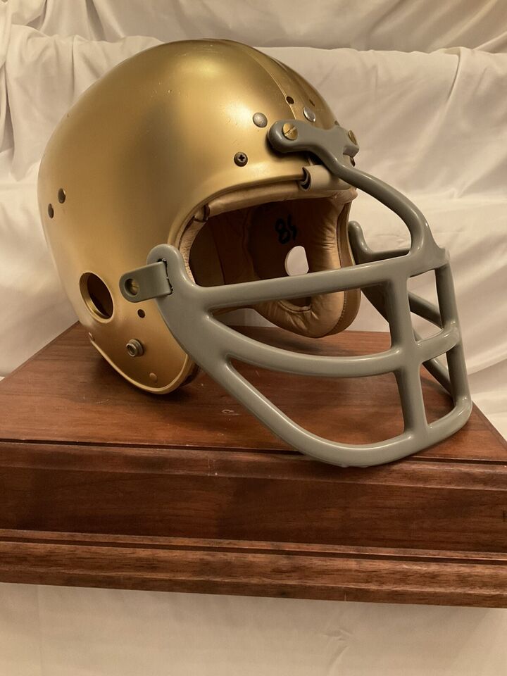 Vintage 1970s Wilson Football Helmet Notre Dame Fighting Irish Ross Br WESTBROOKSPORTSCARDS Vintage 1970s Wilson Football Helmet Notre Dame Fighting Irish Ross Br WESTBROOKSPORTSCARDS
