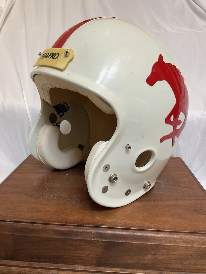MaxPro Size 7 3/8 Game Used White Shell Football Helmet WESTBROOKSPORTSCARDS