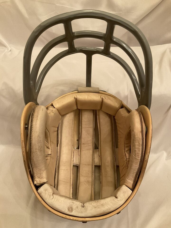 Vintage 1970s Wilson Football Helmet Notre Dame Fighting Irish Ross Browner  WESTBROOKSPORTSCARDS