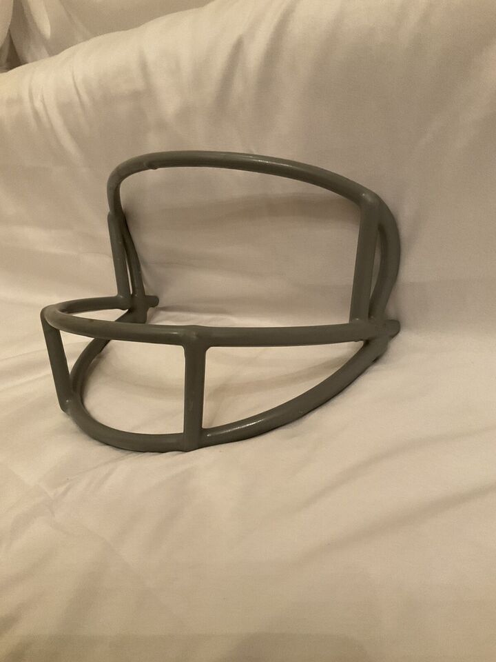 Vintage Riddell OPO 1970s 1980s 2-Dot Size Football Helmet Face Mask R – WESTBROOKSPORTSCARDS