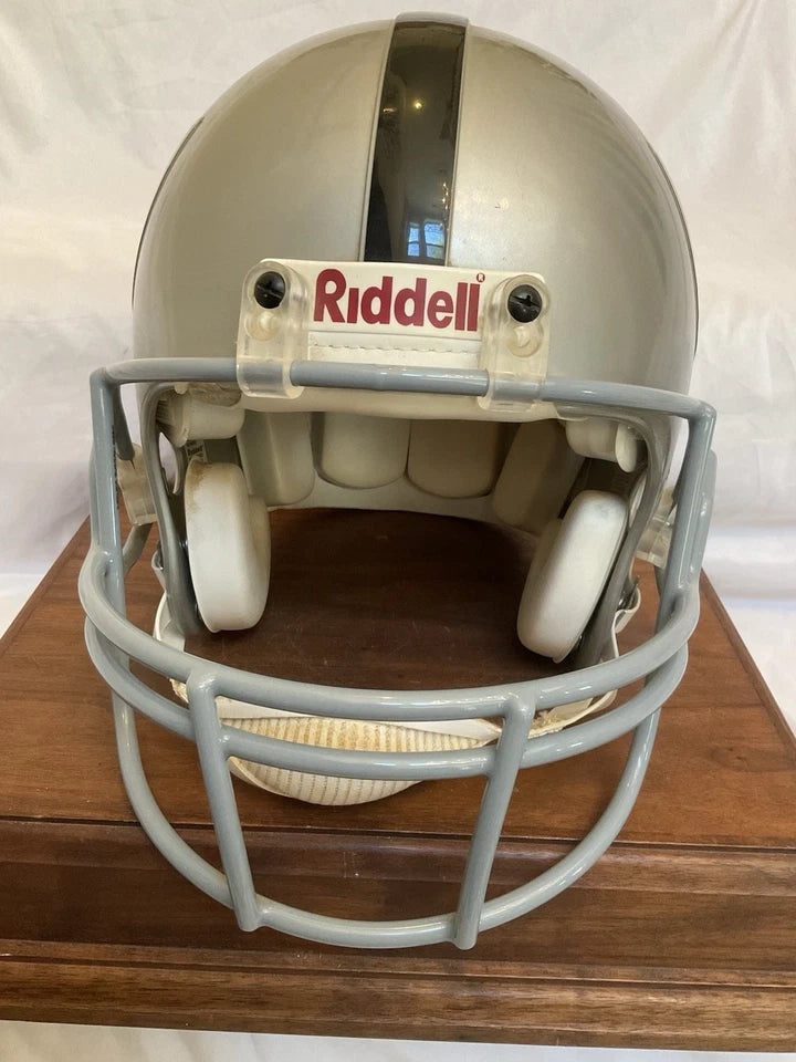 Oakland Raiders RIddell VSR-4 Vintage And Original Football Helmet WESTBROOKSPORTSCARDS