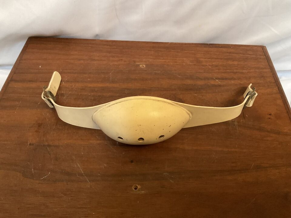 1960s Gladiator Padded Football Helmet Chin Strap Pliable Condition  WESTBROOKSPORTSCARDS