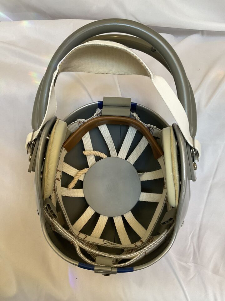 Riddell Kra-Lite RK2 Football Helmet 1967 Detroit Lions Lou Creekmur Autographed WESTBROOKSPORTSCARDS