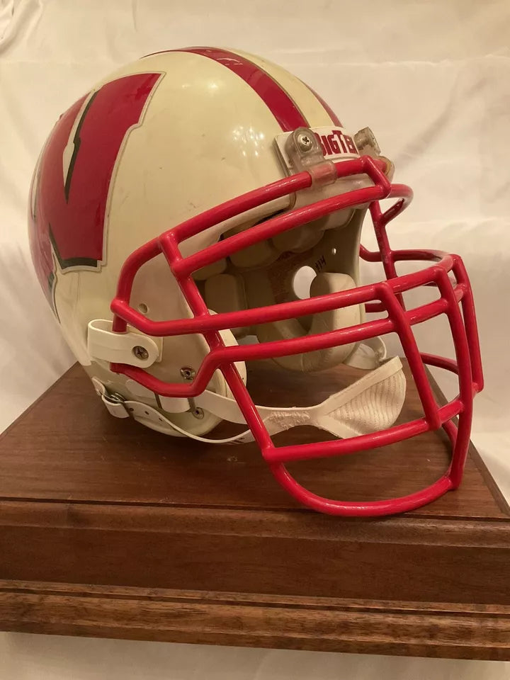 RIddell VSR-4 Football Helmet Vintage Game Used Wisconsin Badgers  WESTBROOKSPORTSCARDS