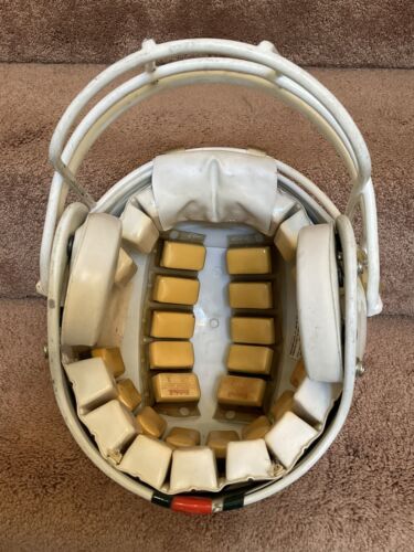 Miami Hurricanes Game Used Riddell PAC-3 Football Helmet 1978-84 Sports Mem, Cards & Fan Shop:Fan Apparel & Souvenirs:College-NCAA Schutt
