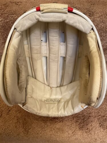 Vintage Clear Shell Wilson F2000 Suspension Football Helmet Boston Patriots 7.5 Sports Mem, Cards & Fan Shop:Fan Apparel & Souvenirs:Football-NFL Riddell