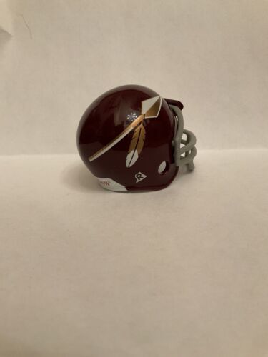 Washington Redskins Riddell NFL Pocket Pro Helmet 1965 Spear Riddell from Team Store 4-Pack Sports Mem, Cards & Fan Shop:Fan Apparel & Souvenirs:Football-NFL Riddell