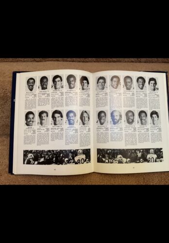 Randy White Autographed 1982 Dallas Cowboys Blue Book III Media Guide Fan Book Sports Mem, Cards & Fan Shop:Autographs-Original:Football-NFL:Other Autographed NFL Items WESTBROOKSPORTSCARDS