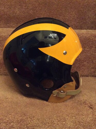 Michigan Wolverines 1947 National Champions Throwback RT Style Football Helmet Sports Mem, Cards & Fan Shop:Fan Apparel & Souvenirs:College-NCAA WESTBROOKSPORTSCARDS   