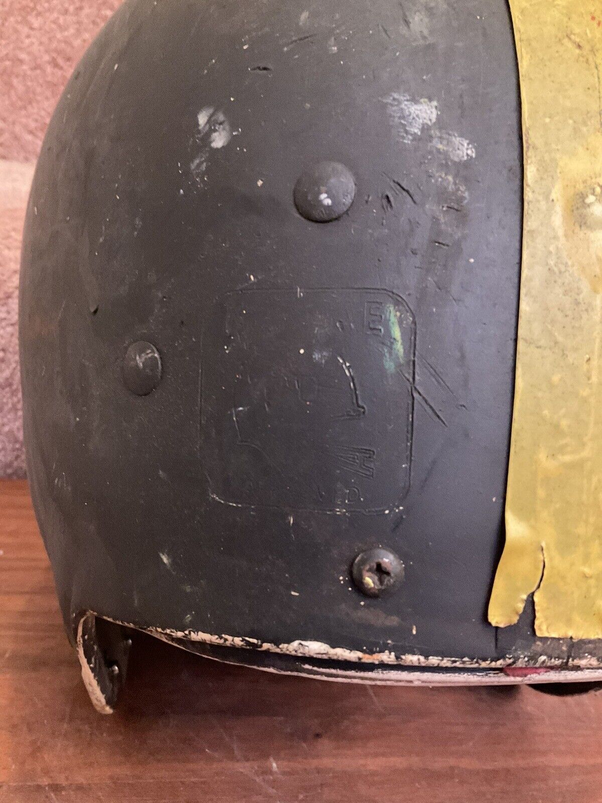 Vintage Original Wilson F2000 Football Helmet Sports Mem, Cards & Fan Shop:Fan Apparel & Souvenirs:Football-NFL Riddell