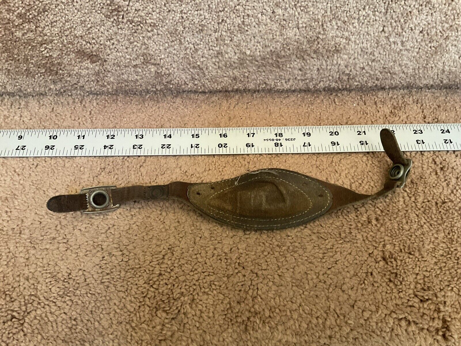 1940s-1950s Leather Football Helmet Chin Strap -Good Condition Sporting Goods:Team Sports:Football:Clothing, Shoes & Accessories:Helmets & Hats Riddell