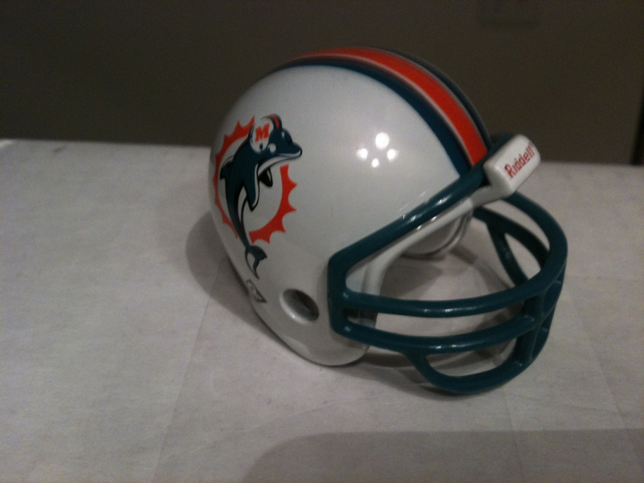 dolphins new helmet