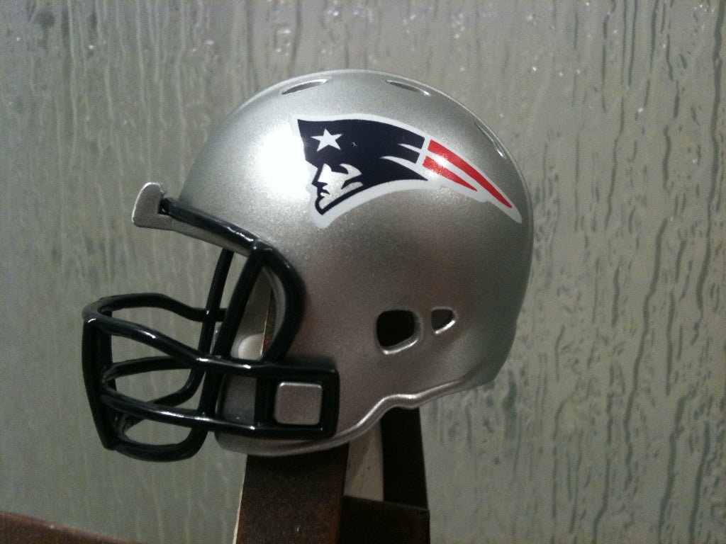 New England Patriots Revolution Riddell NFL Pocket Pro Helmet (Alternate Navy mask)  WESTBROOKSPORTSCARDS