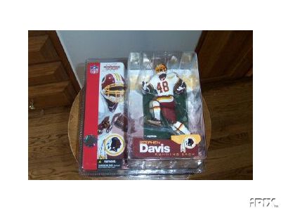 McFarlane Football Sports Picks Figurines: Stephen Davis Washington Redskins McFarlane Rookie Sports Picks  WESTBROOKSPORTSCARDS
