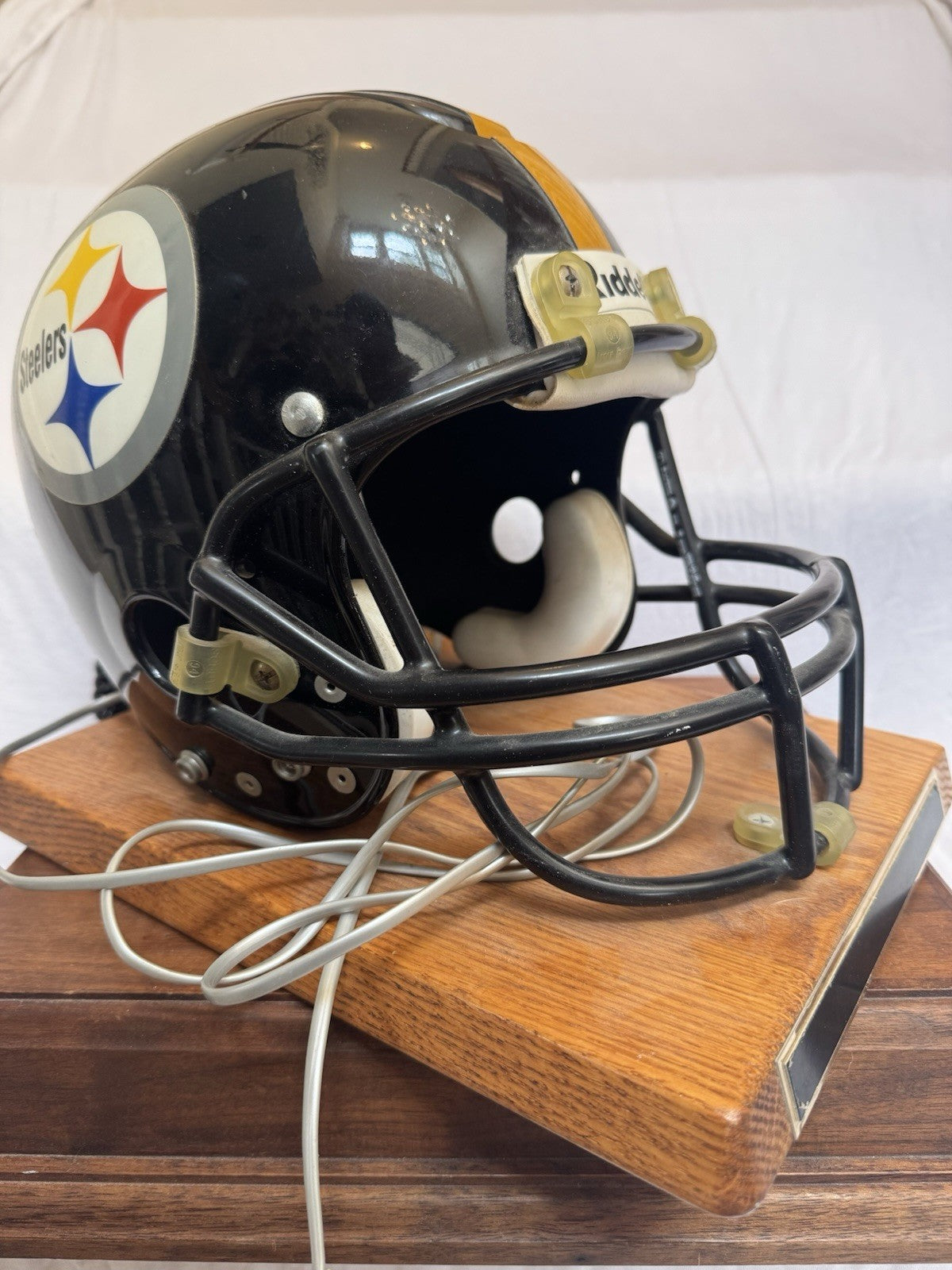 RIddell Nardi Pittsburgh Steelers Football Helmet Draft Day Phone Off. Licensed Riddell