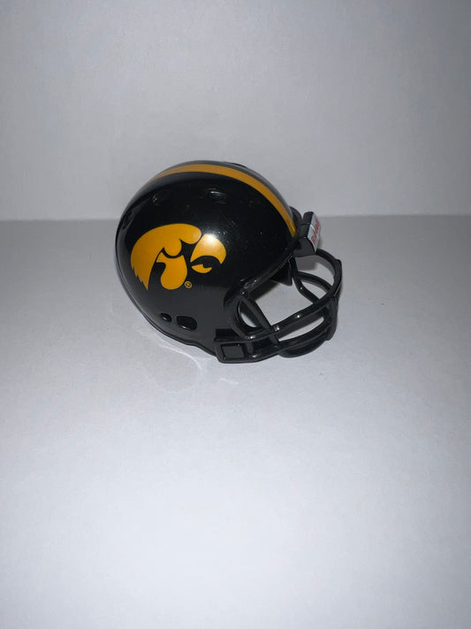 Iowa Hawkeyes Riddell NCAA Pocket Pro Revolution Pocket Pro Helmet WESTBROOKSPORTSCARDS