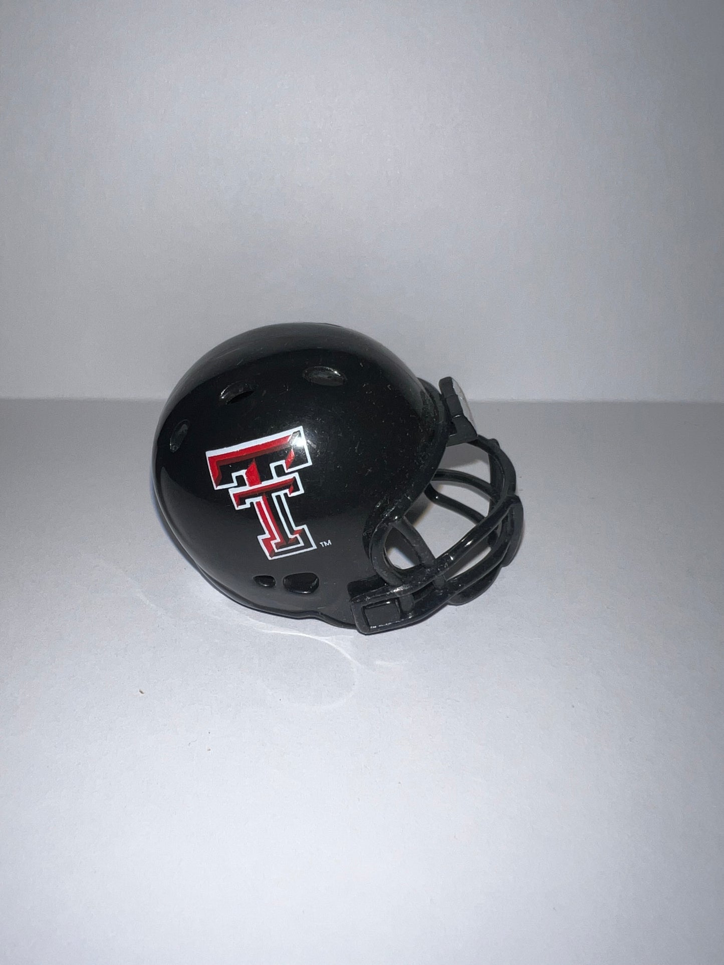 Texas Tech Red Raiders Riddell NCAA Pocket Pro Revolution Pocket Pro Helmet WESTBROOKSPORTSCARDS