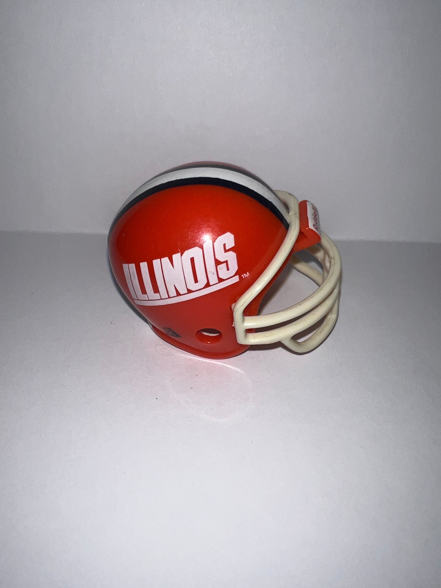 Illinois Fighting Illini Riddell NCAA Pocket Pro Helmet Throwback WESTBROOKSPORTSCARDS