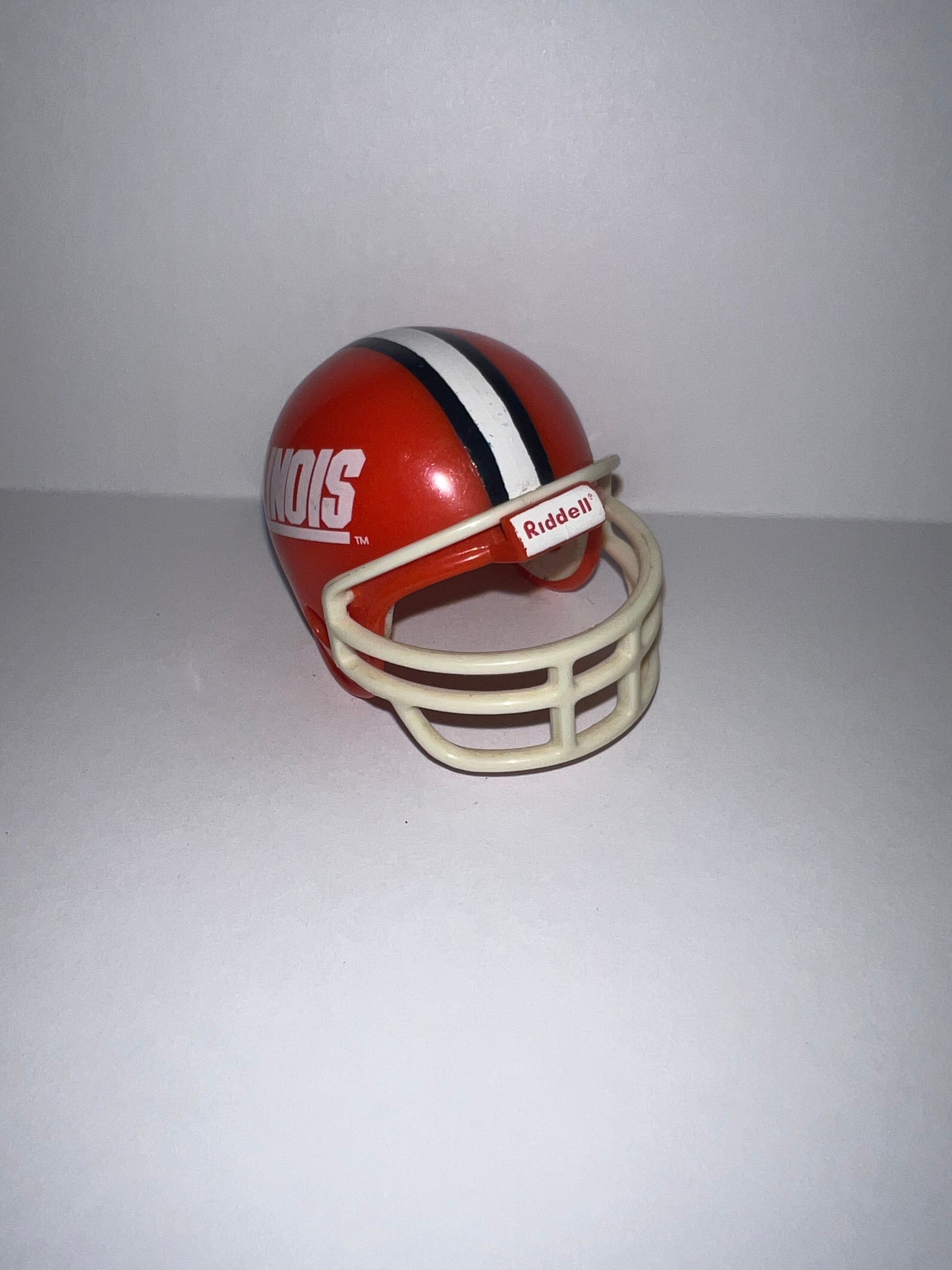 Illinois Fighting Illini Riddell NCAA Pocket Pro Helmet Throwback WESTBROOKSPORTSCARDS