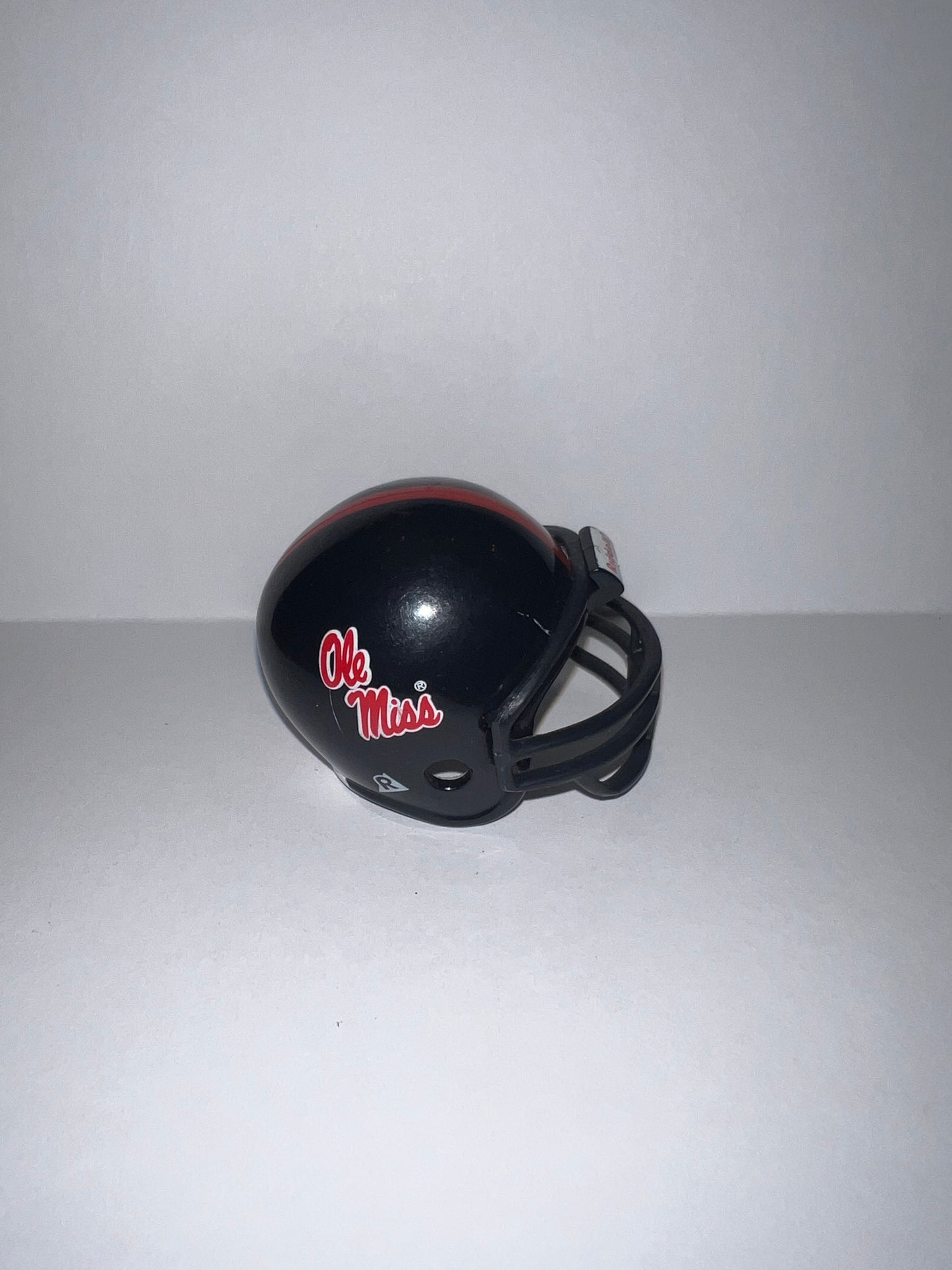 Ole Miss Rebels Riddell NCAA Pocket Pro Helmet Throwback WESTBROOKSPORTSCARDS