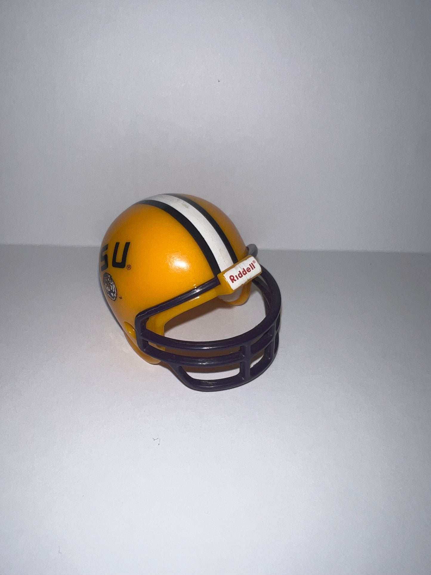 LSU Tigers Riddell NCAA Pocket Pro Helmet Throwback WESTBROOKSPORTSCARDS