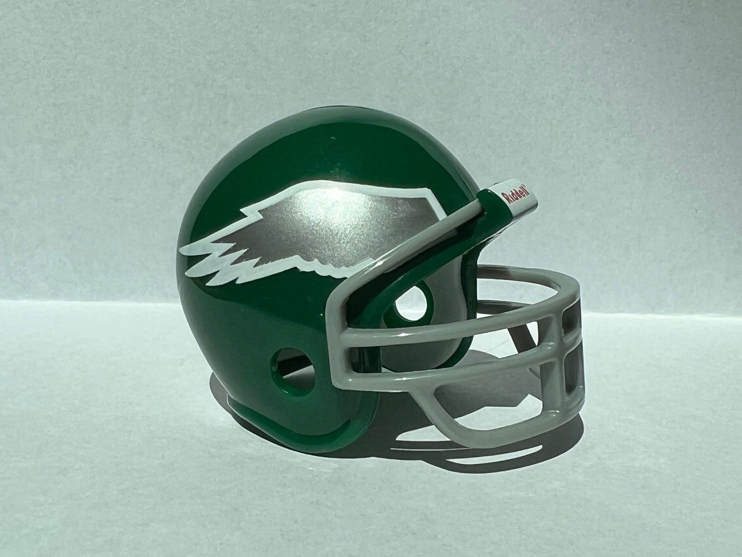 Philadelphia Eagles Riddell 1974-1995 Throwback Speed Mini Helmet