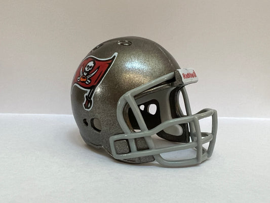Riddell Pocket Pro and Throwback Pocket Pro mini helmets ( NFL ): Tampa Bay Buccaneers Revolution Pocket Pro Helmet (Alternate Gray mask)