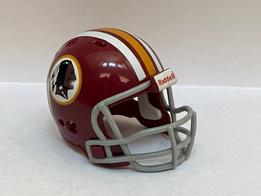 Riddell Pocket Pro and Throwback Pocket Pro mini helmets ( NFL ): Washington Redskins Revolution Pocket Pro Helmet (Throwback Gray mask)