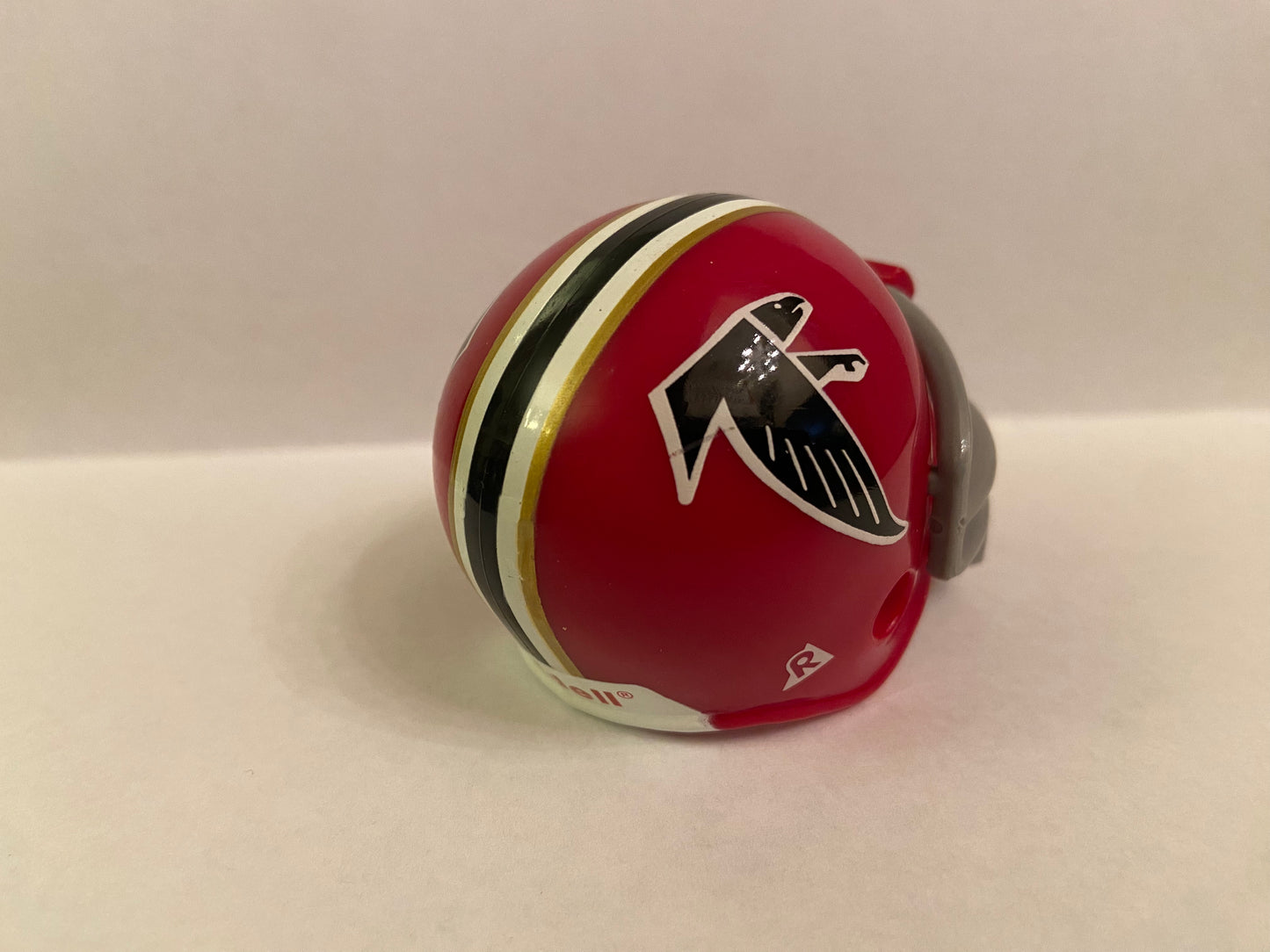 Atlanta Falcons Riddell NFL Pocket Pro Helmet 1966-1969 Throwback (Red helmet with Gold Stripes and Grey Mask) from series 1  WESTBROOKSPORTSCARDS   