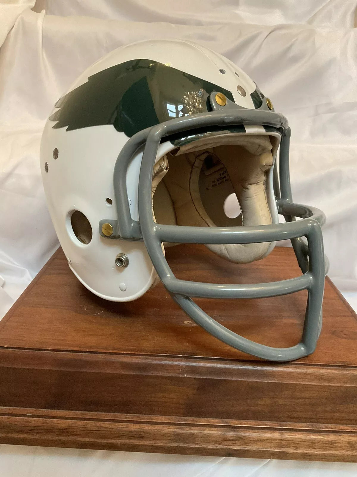 Original Vintage Wilson Football Helmet Size 7 1/4 Custom Philadelphia – WESTBROOKSPORTSCARDS Original Vintage Wilson Football Helmet Size 7 1/4 Custom Philadelphia – WESTBROOKSPORTSCARDS