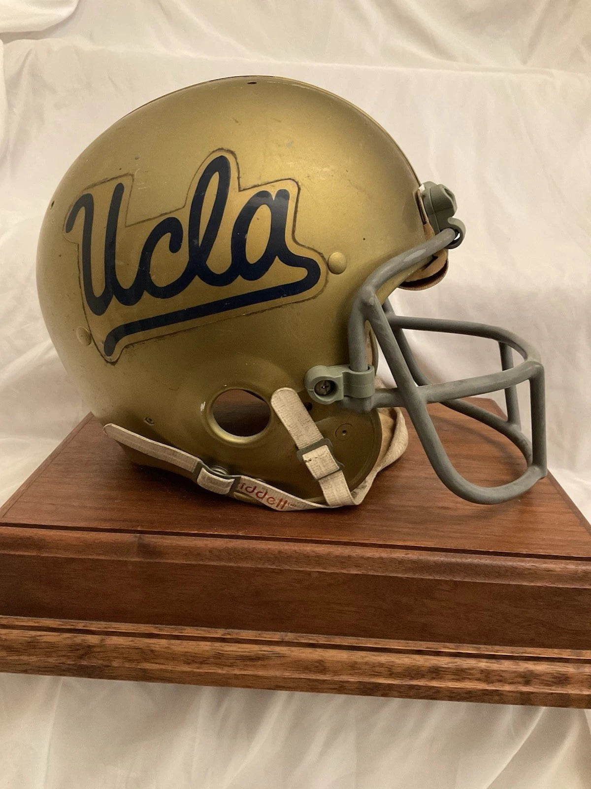 1973 UCLA Bruins Authentic Game Used Riddell TK Kra-Lite II TAK29 Football Helmet WESTBROOKSPORTSCARDS